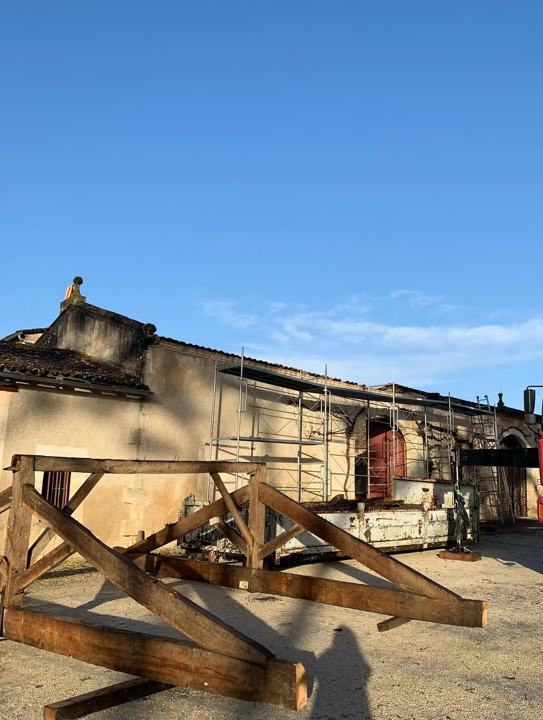 Photo by Château de Castelneau on February 27, 2026. May be an image of wagon wheel, lumberyard and text.